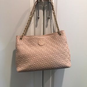TORY BURCH! Pristine BLUSH PINK QUILTED TOTE!